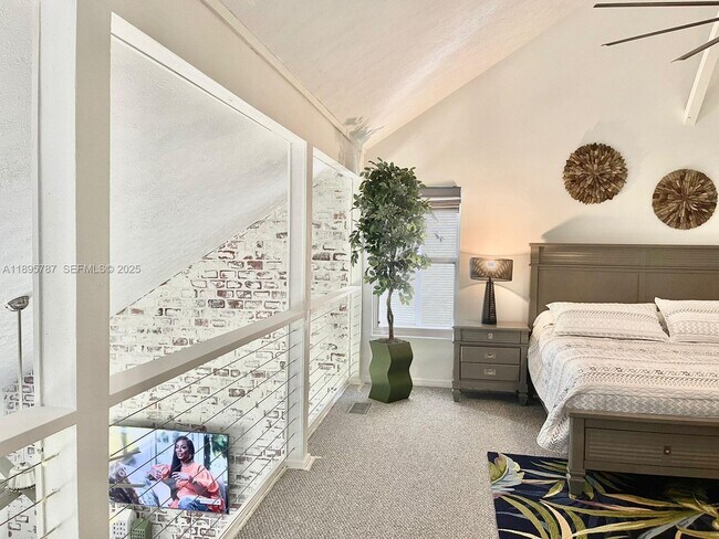 Building Photo - 4700 Regina Dr