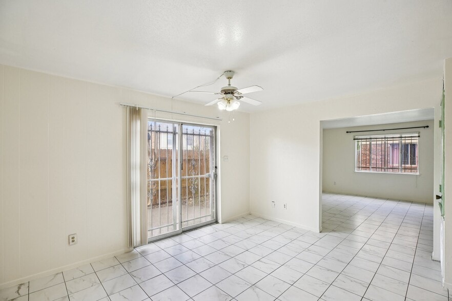 Building Photo - 8379 La Roche Ln