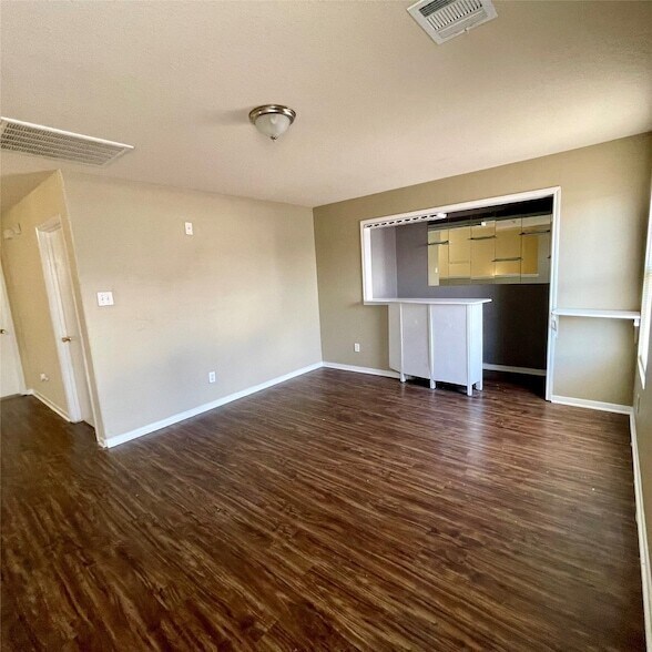 Building Photo - 17838 June Forest Dr