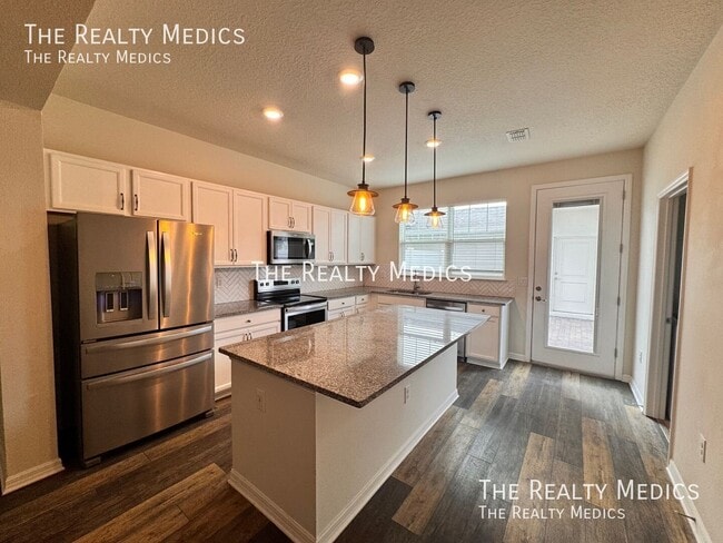 Building Photo - 1375 Painted Bunting Ave