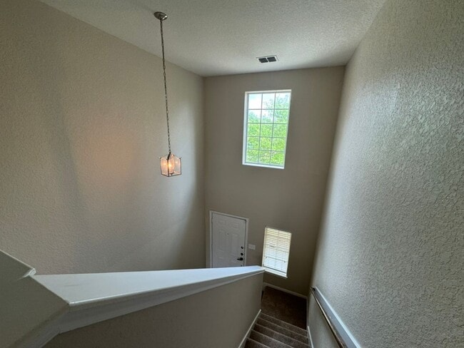 Building Photo - Spacious 3-Bedroom Home for Lease in Luckey Ranch off I-90 near Loop 1604