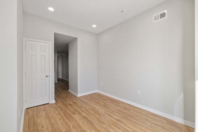 Building Photo - 2602 Ulman Ave