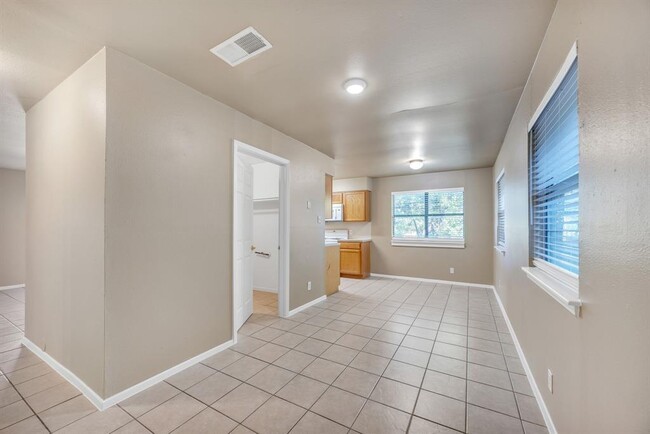 Building Photo - 5725 Alsace Trail