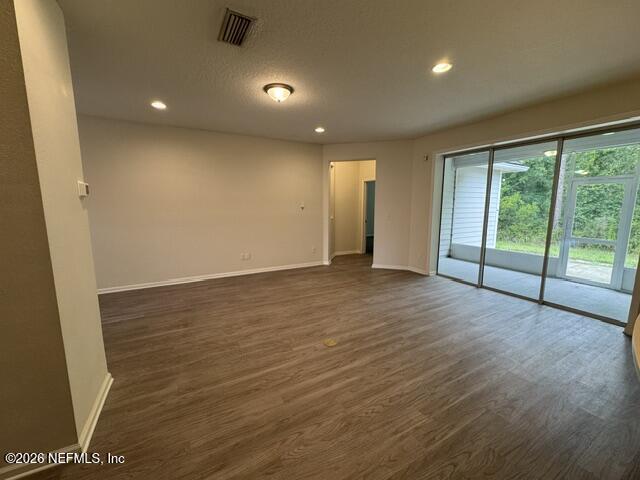Building Photo - 2849 Copperwood Ave