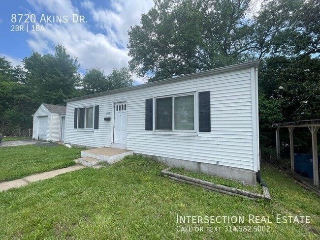 Building Photo - 8720 Akins Dr