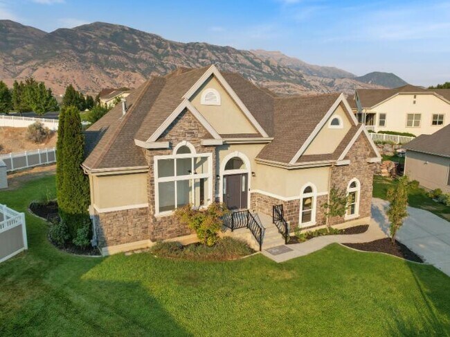 Primary Photo - 636 N 1280 E