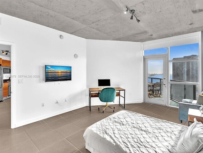 Building Photo - 3301 NE 1st Ave