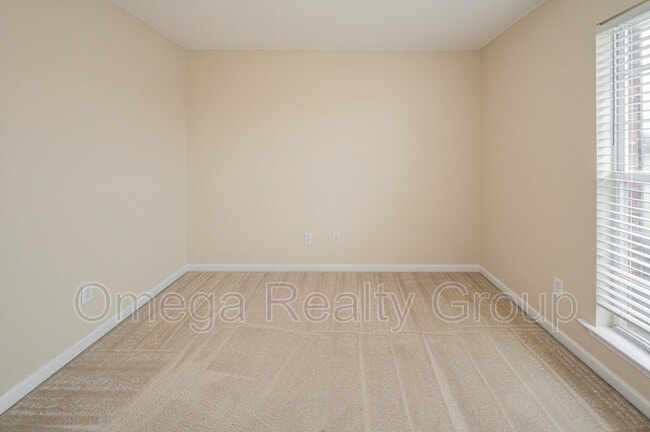 Building Photo - 6000 Aldersbrook Ct