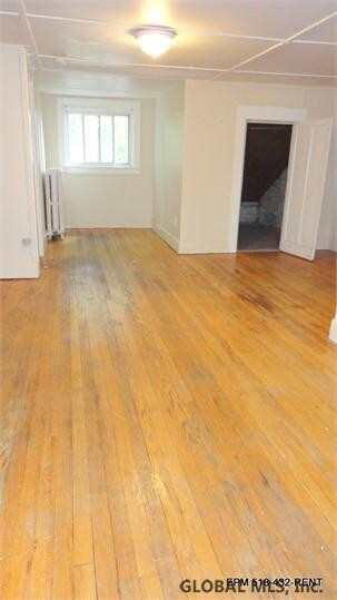 Building Photo - 566 Park Ave