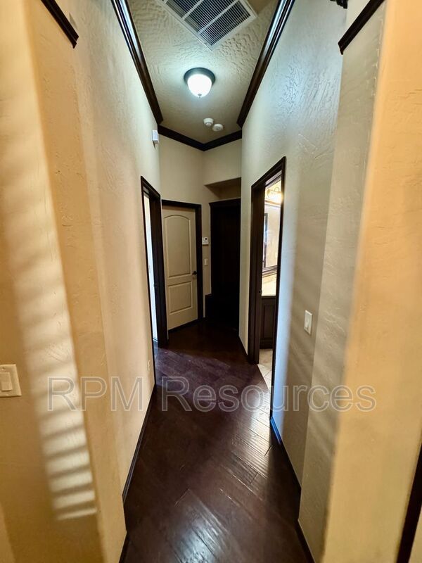 Building Photo - 3121 SW 136th Terrace