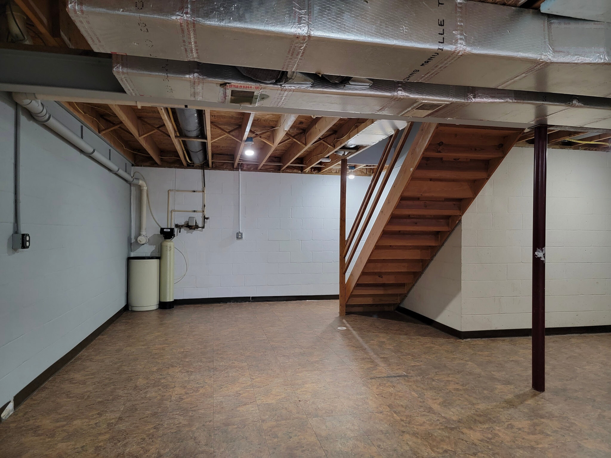 Building Photo - 336 Cardinal Ln
