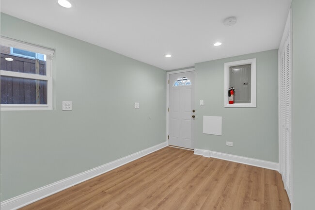 Building Photo - 9314 Menard Ave