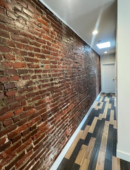 Hallway - 2633 W Allegheny Ave