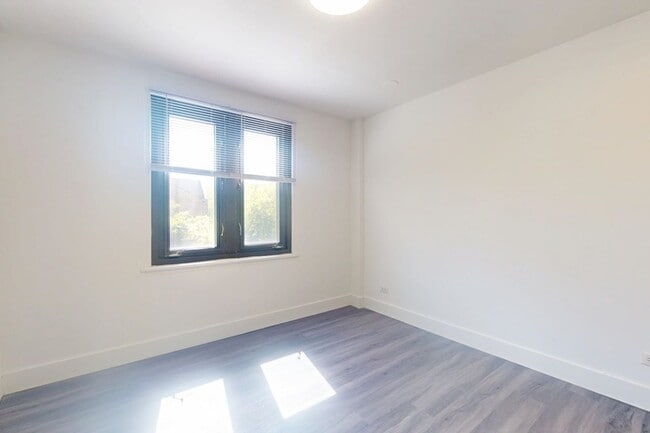 Floorplan - 1400 E. 57th Street