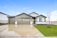 Building Photo - 214 Ravello St