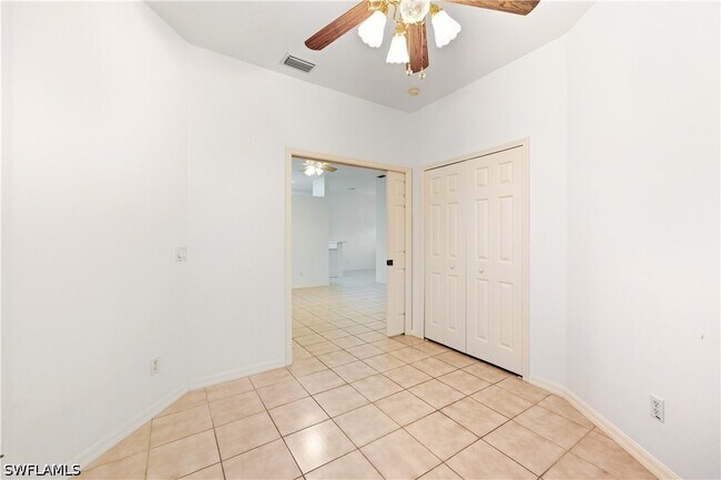 Building Photo - 10707 Pearl Bay Cir