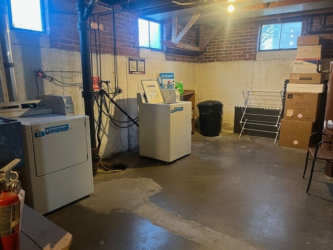 Building Photo - Mahon-1709