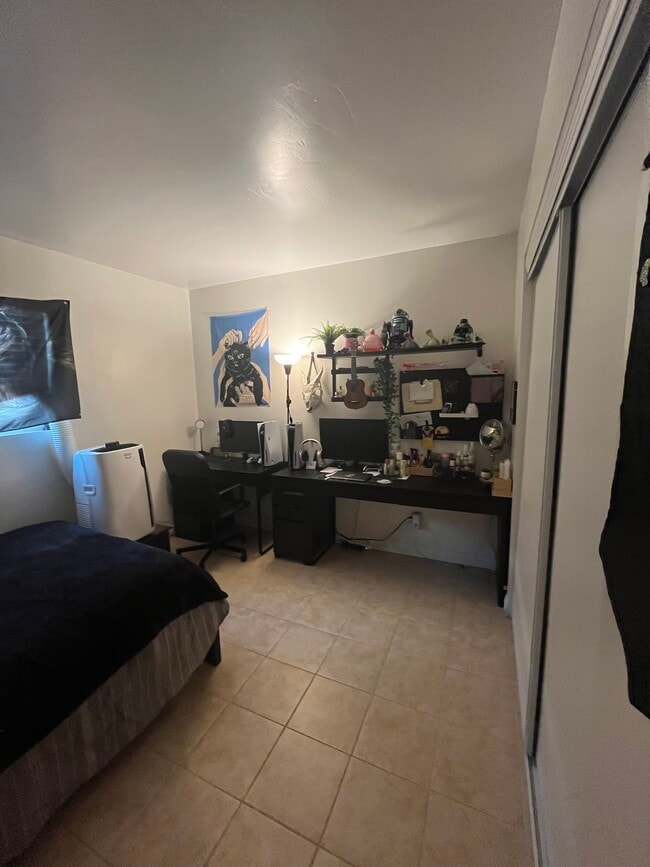 Building Photo - 8695 Belfast Cir