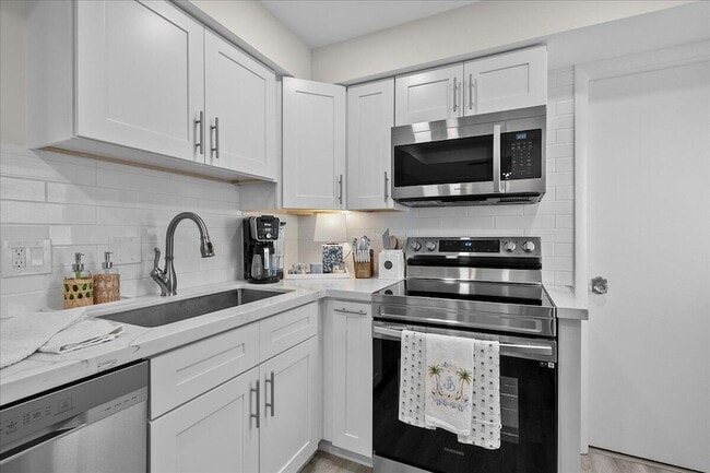 Building Photo - 5301 NW 2nd Ave