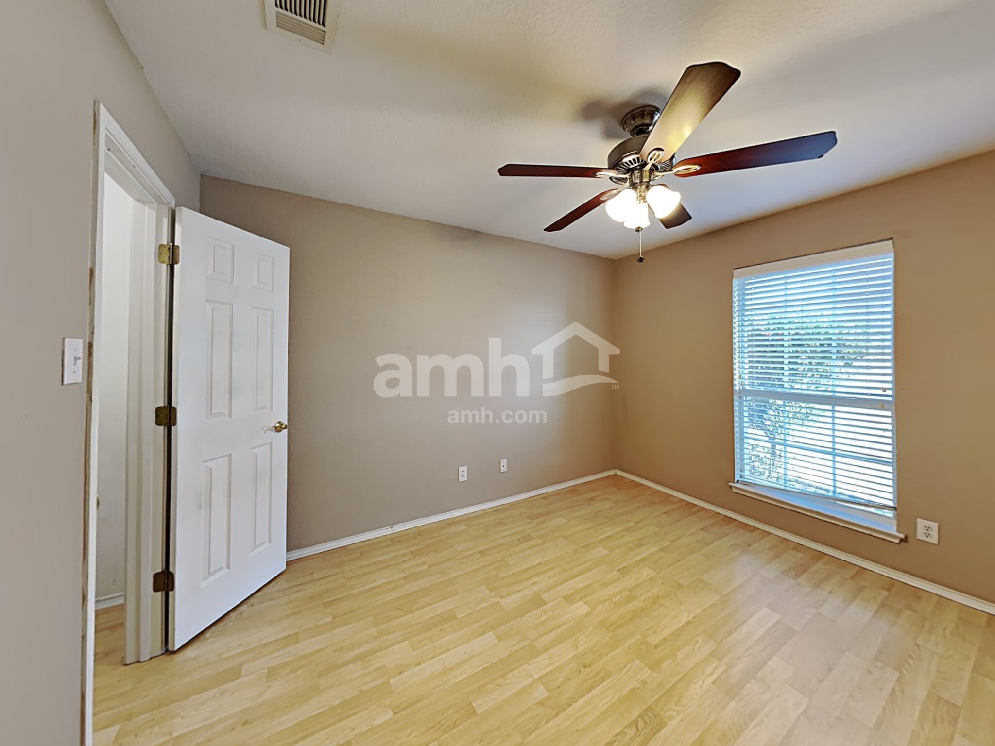 Building Photo - 1000 Redfish Dr
