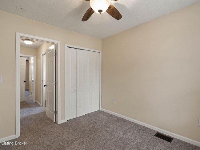 Building Photo - 1406 Walter Ave