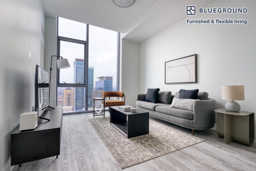 Primary Photo - 501 Brazos St