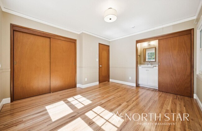 Building Photo - Charming Home in Coveted First Addition Ne...