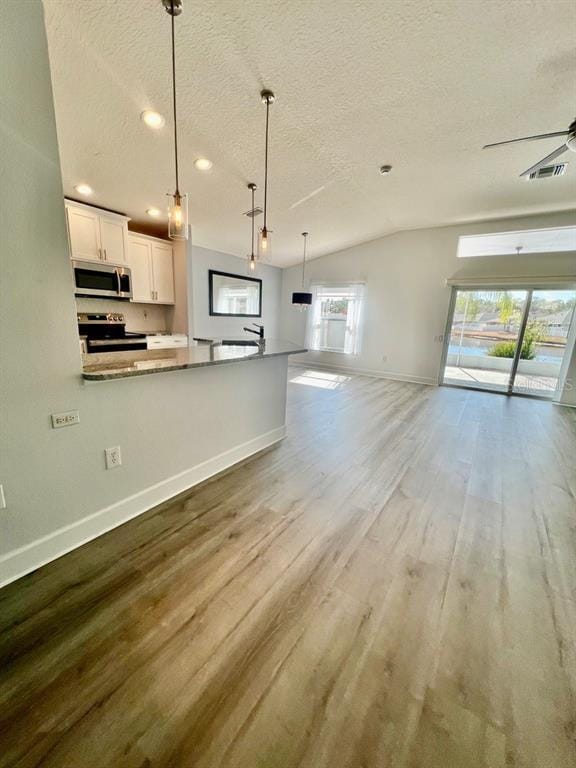 Building Photo - 25330 Flying Ebony Ln