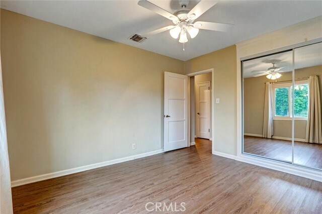 Building Photo - 5863 Alonzo Ave