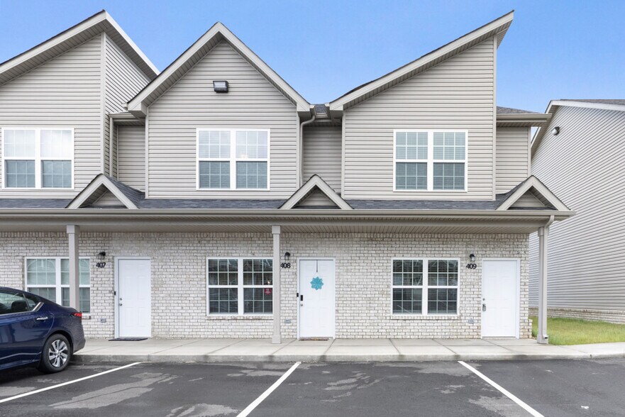 Building Photo - 541 New S Dr