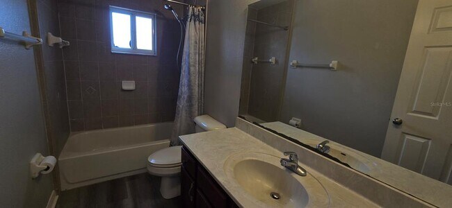 Building Photo - 2911 SE 52nd Ave