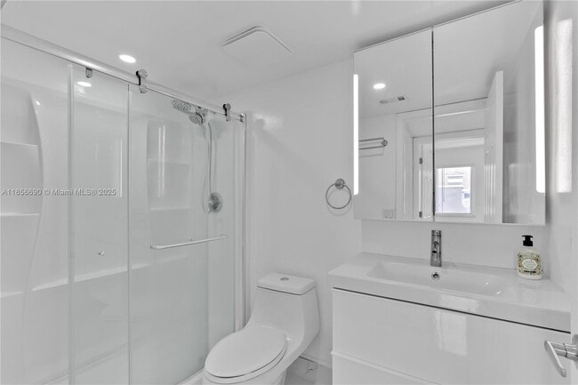 Building Photo - 13125 SW 64th Terrace