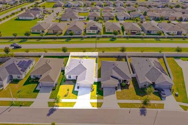 Building Photo - 1092 Zion Dr