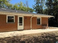 Building Photo - 1272a Rio Rd E