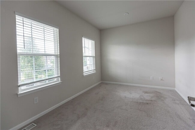 Building Photo - 357 Anna Cir