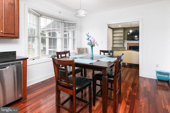 Building Photo - 5444 E Nithsdale Dr