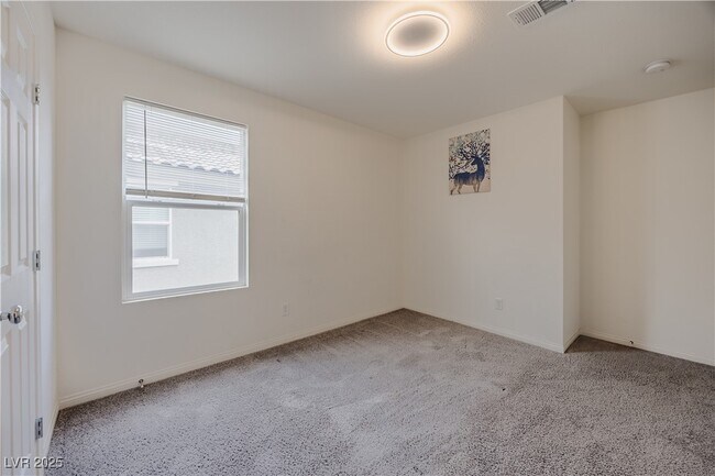 Building Photo - 5927 Coja St
