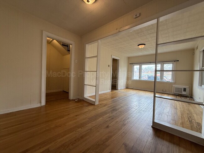 Building Photo - 107 Lafayette Blvd