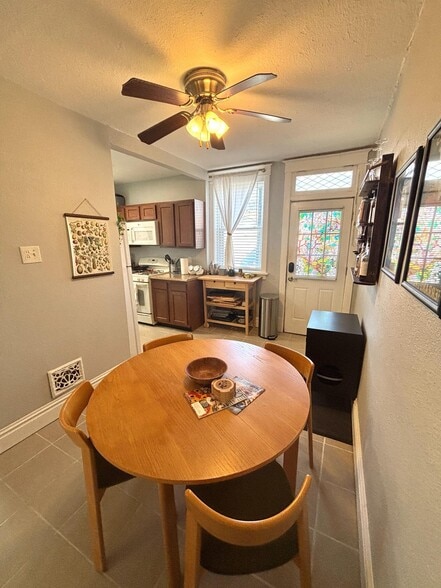 Building Photo - 5331 Bancroft Ave