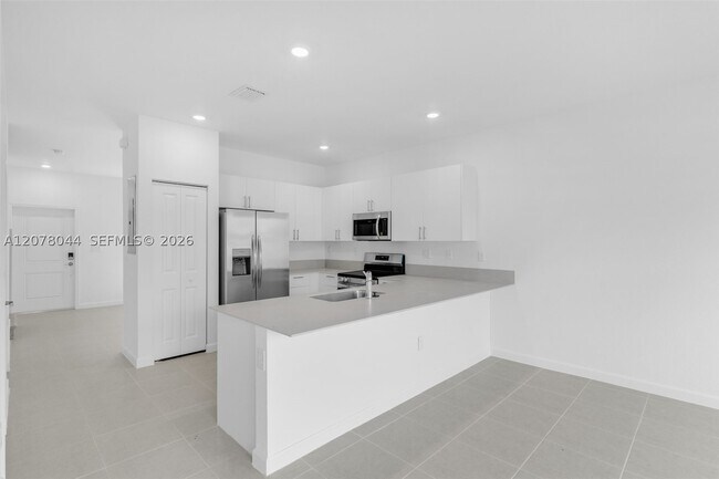 Building Photo - 27634 SW 156th Ave