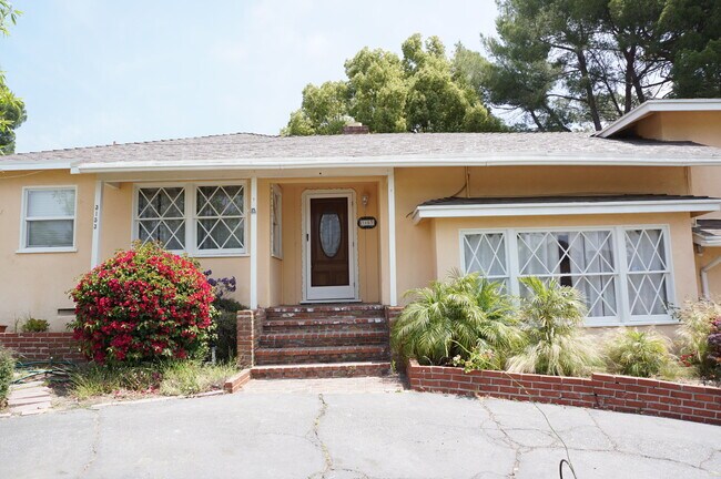 Building Photo - 3153 Orange Ave