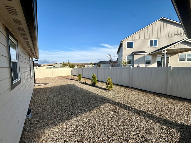 Building Photo - 10348 Sienna Lp