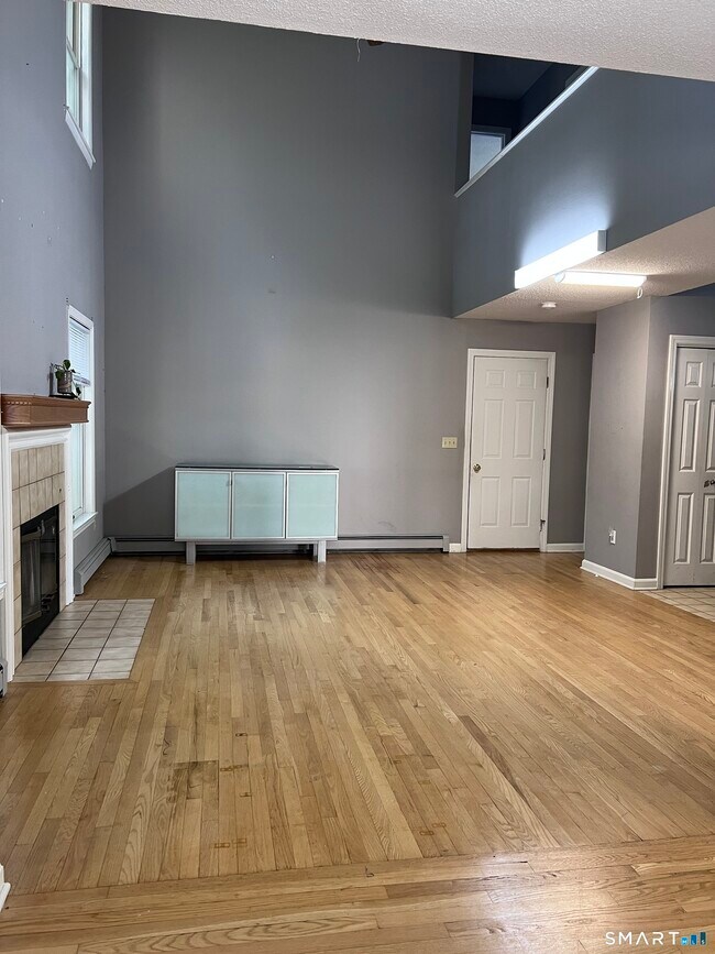 Building Photo - 163 Trotters Way