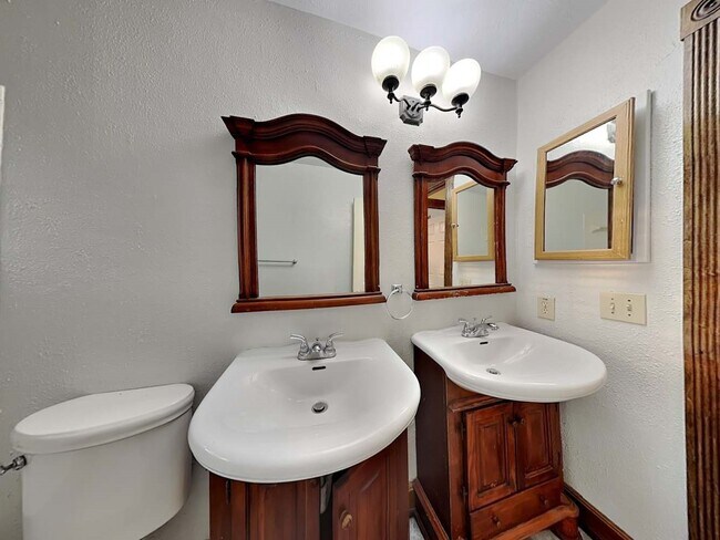 Building Photo - 103 Coral Bay Dr