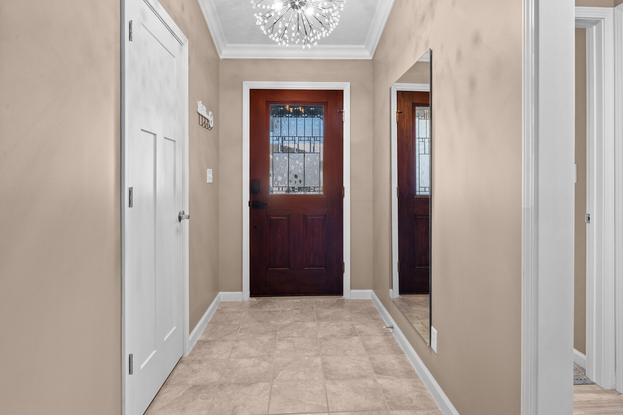 Building Photo - 25 Kettle Ct