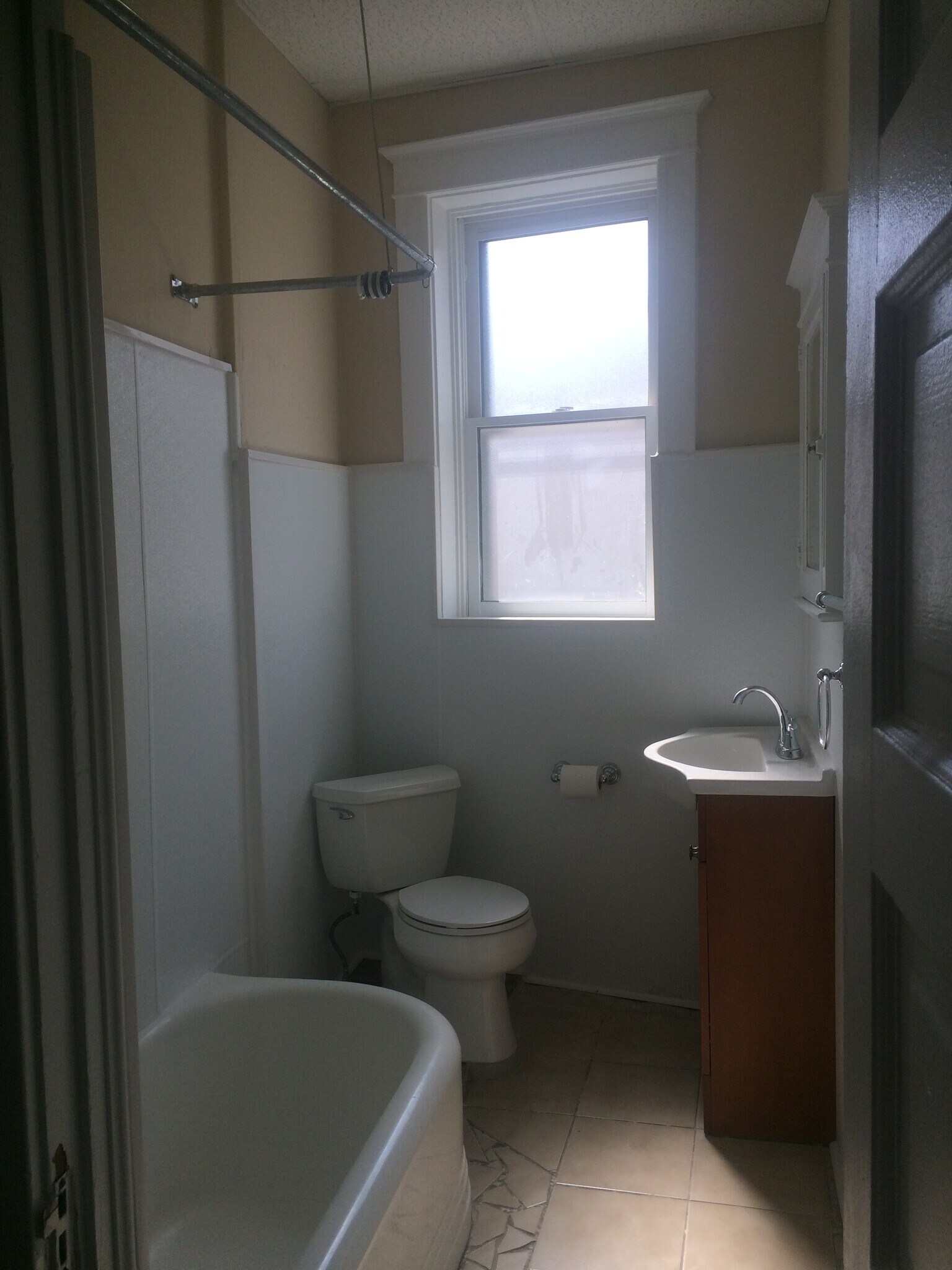 bathroom - 2668 Nebraska Ave