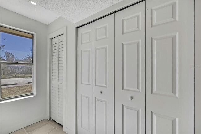 Building Photo - 10987 W Tidewater Cir