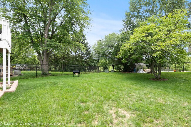 Building Photo - 685 Milton Dr