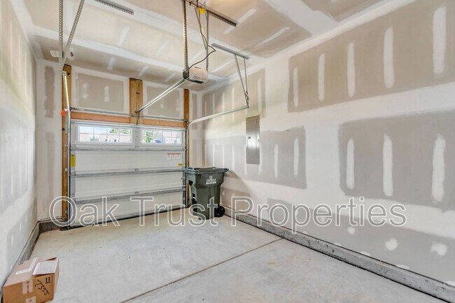 Building Photo - 113 Summer Tanager Dr