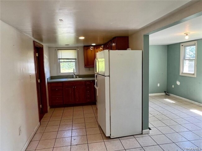 Building Photo - 22 Kelly Hill Rd